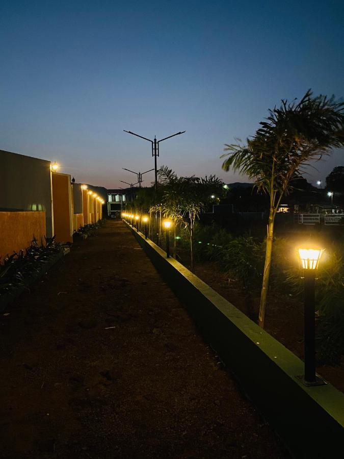 Mountain N Lake Resort Igatpuri Eksteriør billede