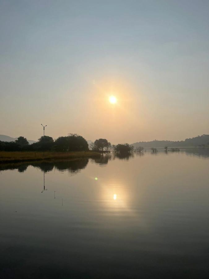 Mountain N Lake Resort Igatpuri Eksteriør billede