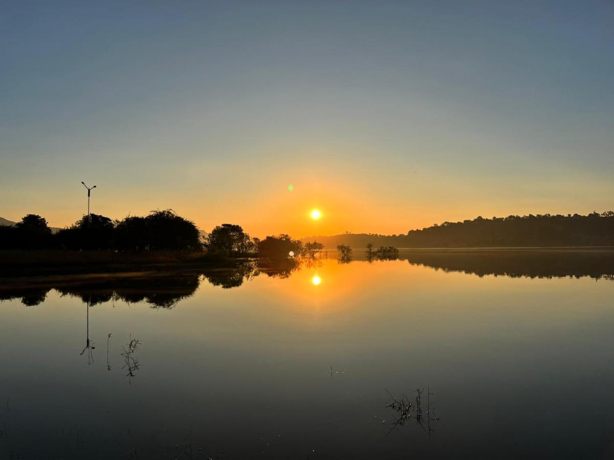 Mountain N Lake Resort Igatpuri Eksteriør billede